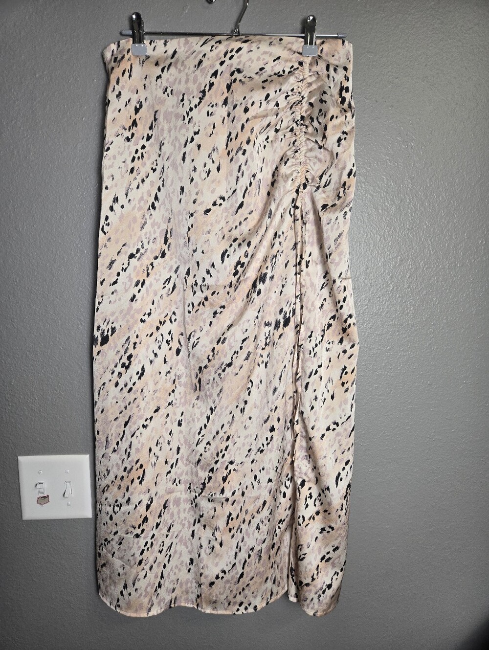 Max Pink Silky Long Skirt Size 12